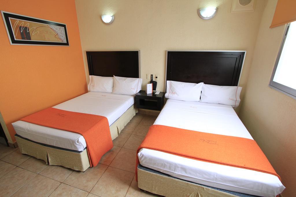 Hotel Estadio Guadalajara Oda fotoğraf
