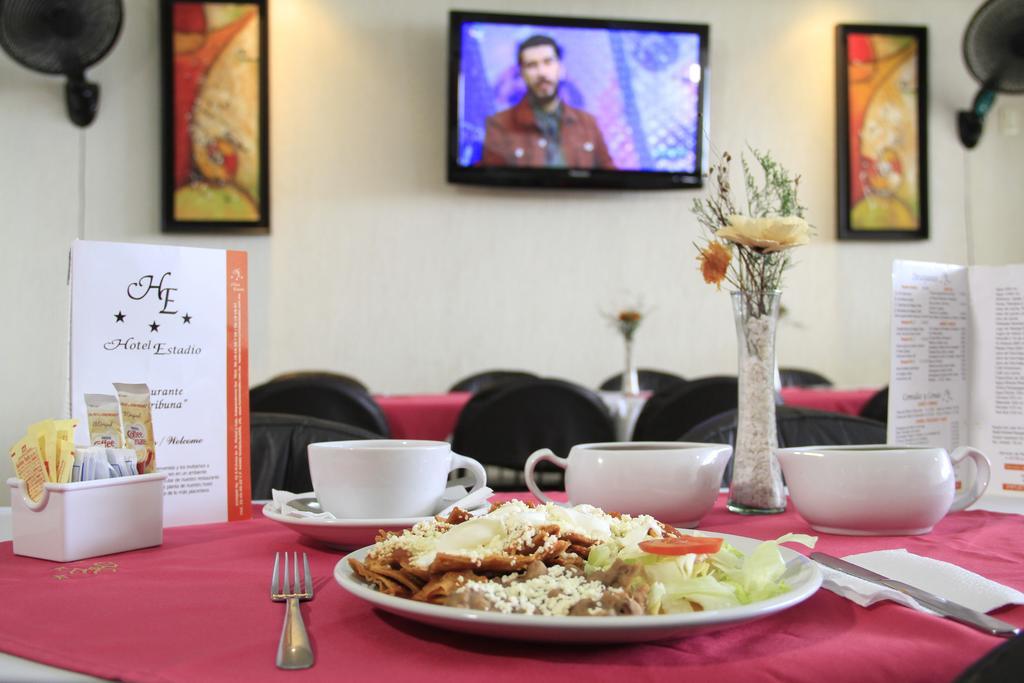 Hotel Estadio Guadalajara Dış mekan fotoğraf