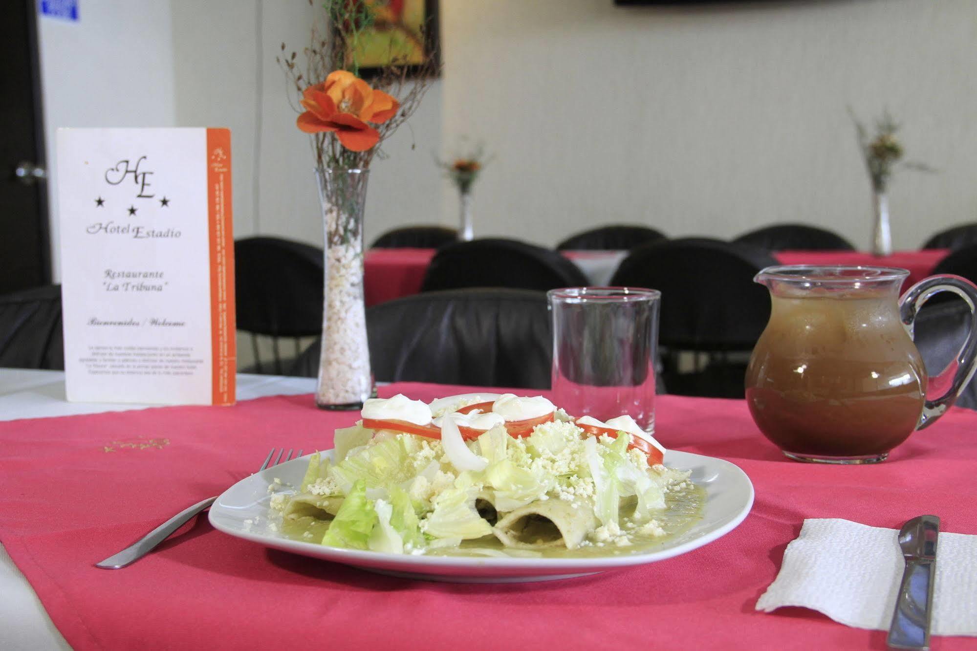 Hotel Estadio Guadalajara Dış mekan fotoğraf