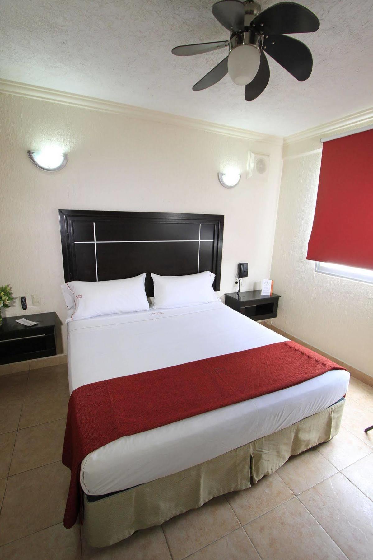 Hotel Estadio Guadalajara Dış mekan fotoğraf
